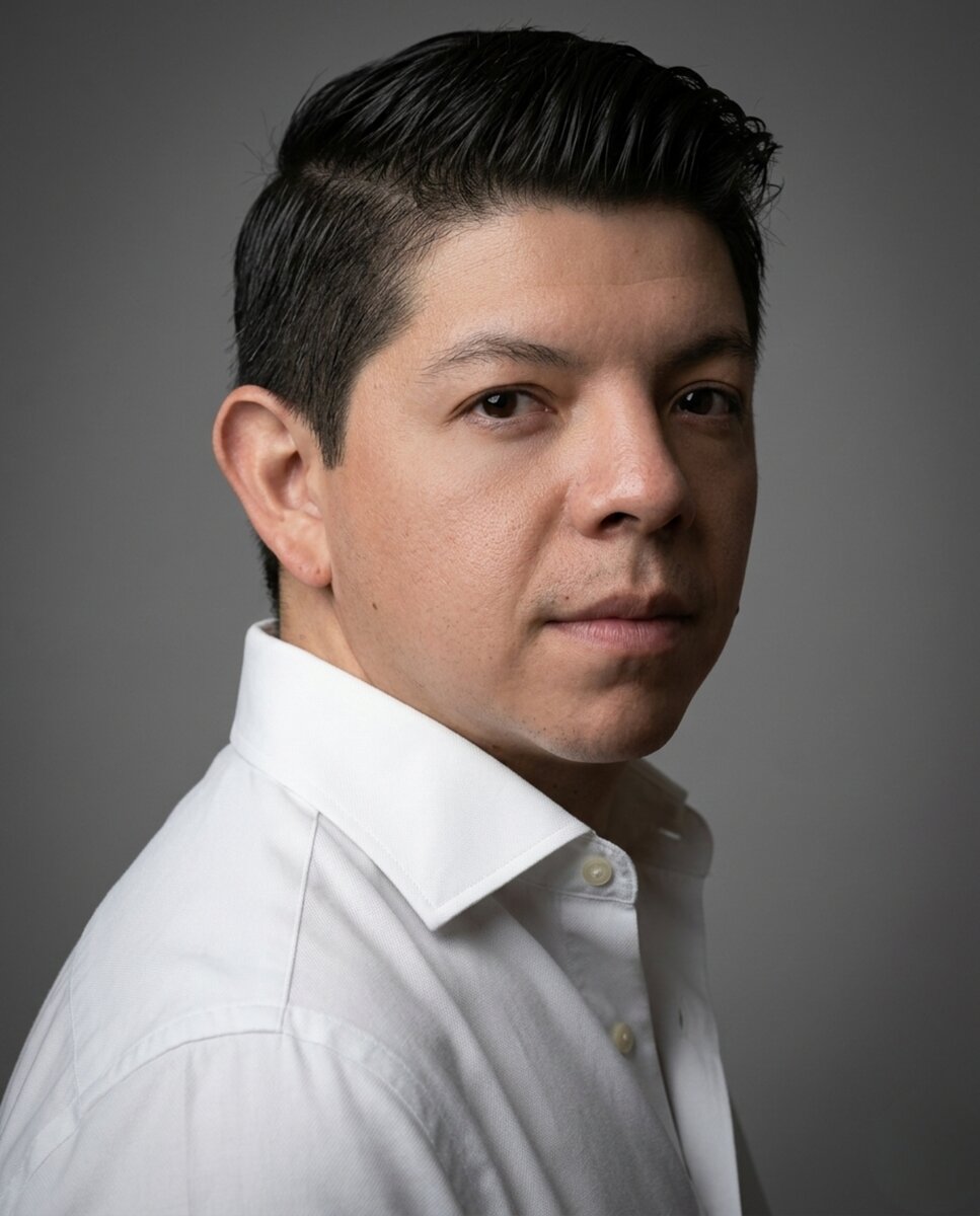 Dr. Andrés Antezana — Odontólogo COP 55564